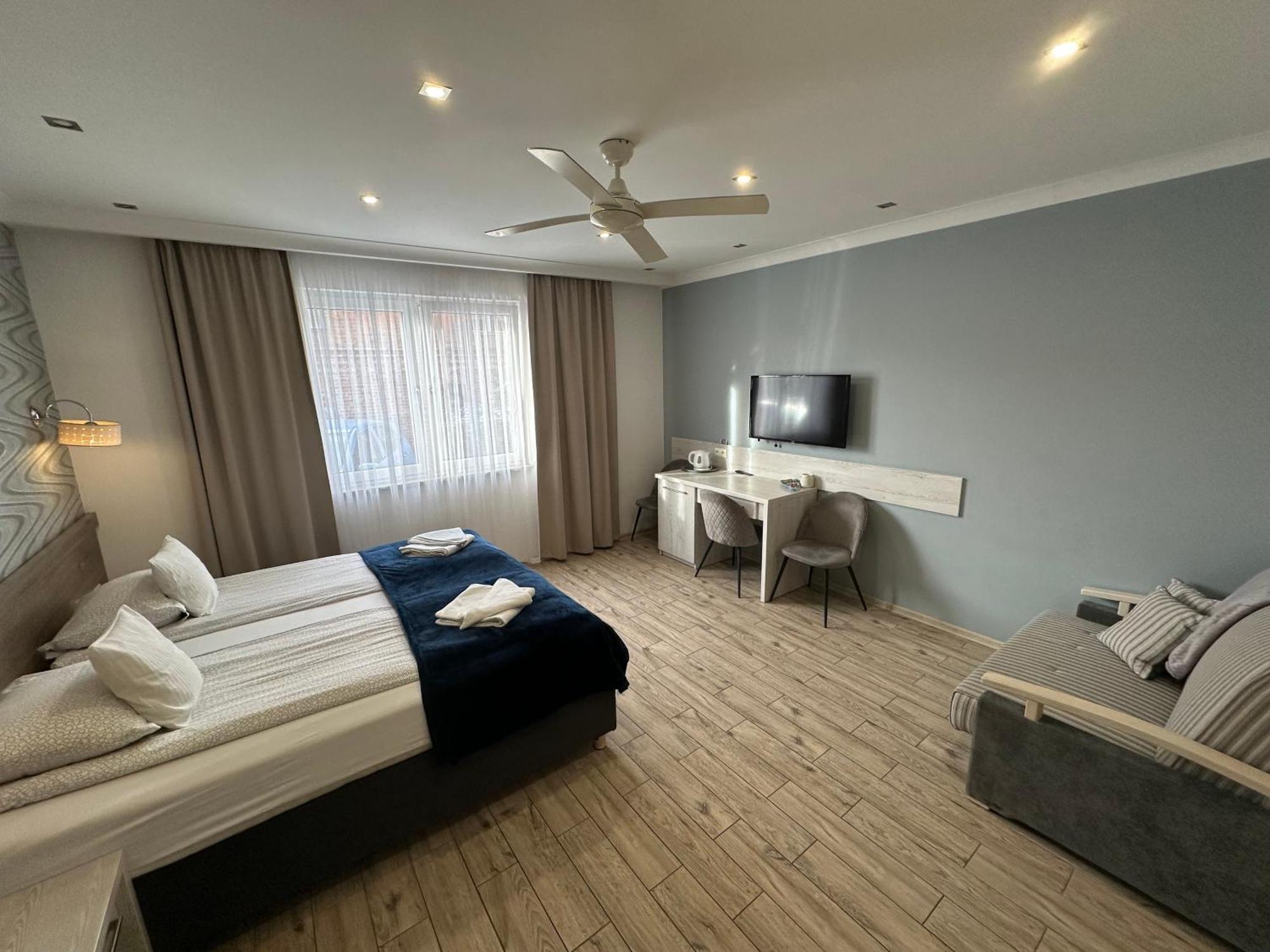 Maximus Hotel อุสตกา ภายนอก รูปภาพ