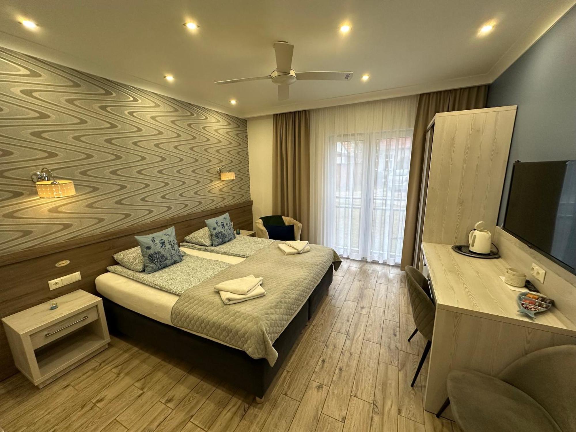 Maximus Hotel อุสตกา ภายนอก รูปภาพ